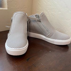 Steve Madden taupe women's wedgie sneakers